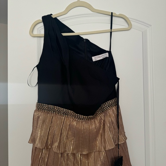 NWT Ieena For Mac Duggal One Shoulder Tiered Ruffle Gown Women’s Black Gold 8 - Picture 2 of 7